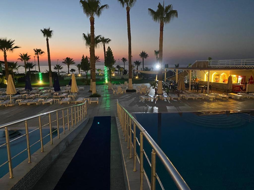 Diva Turka Beach Hotel Іскендерун Екстер'єр фото